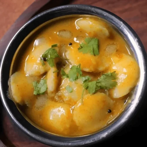 Mini idly with sambar 8nos