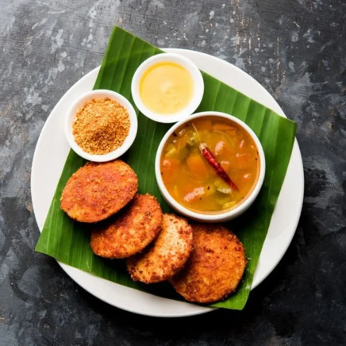 Podi Idly with chutney 8nos