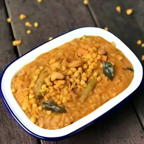 Bisibelebath with Karaboondi, papad